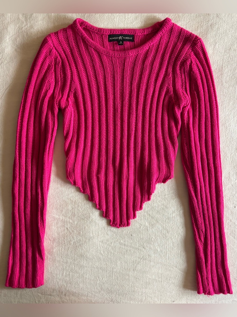 Almost Famous Hot Pink Ribbed Pointed Hem Y2K Sweater M